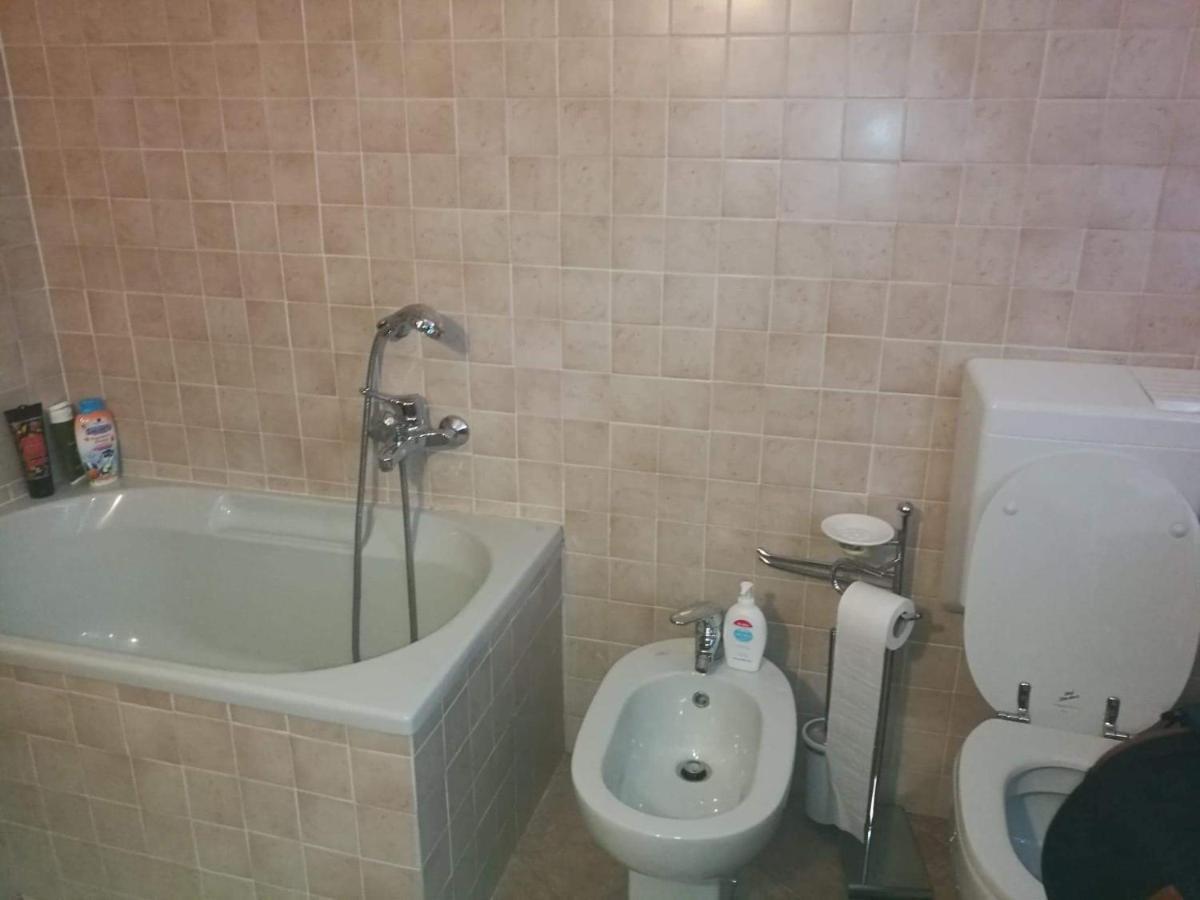 דירות לה סאלה Casa Coccoz מראה חיצוני תמונה